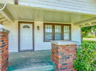 320 W Main St, Jones, OK 73049