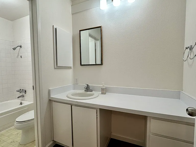 675 Sharon Park Dr #110 — Photo 8