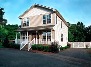 13 Gordons Corner Rd, Manalapan, NJ 07726