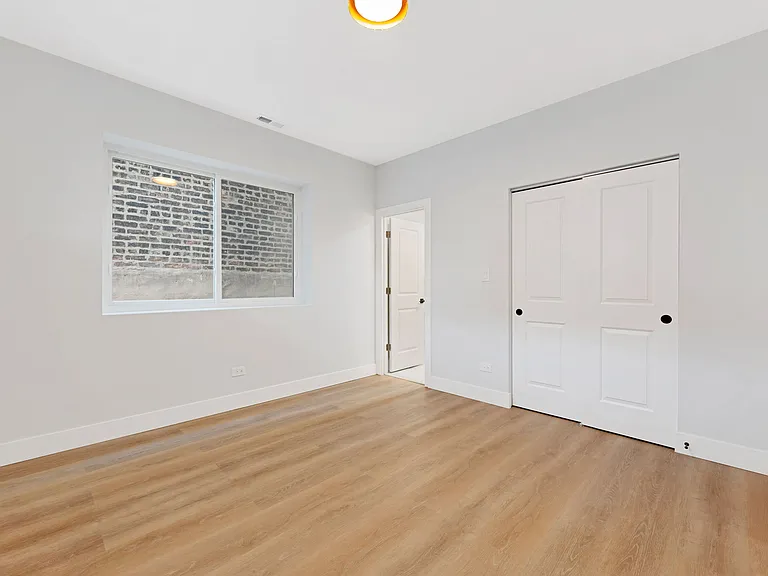2036 W 18th Pl #G — Photo 10