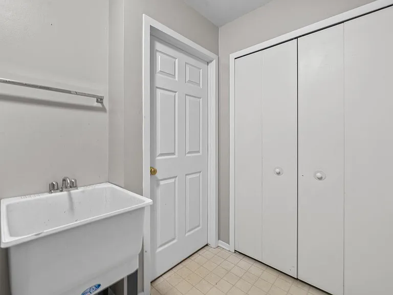 1696 Reserve Ct — Photo 13