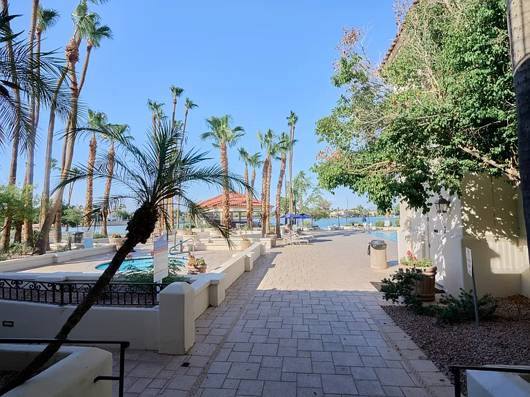 1317 N Palmsprings Dr — Photo 33