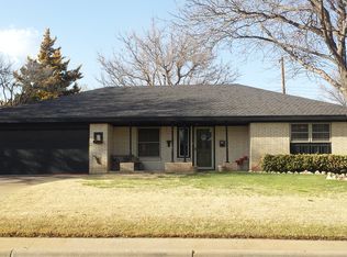 1419 Hillcrest Dr, Canyon, TX 79015