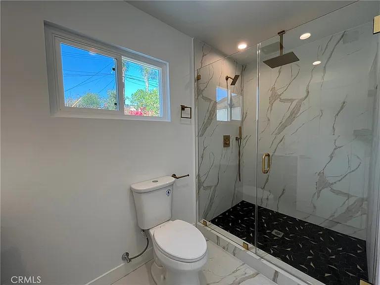 18371 Lahey St — Photo 21