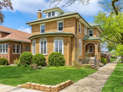 130 Le Moyne Pkwy, Oak Park, IL, 60302