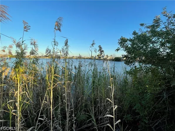 1701 NW 14th Ave, Cape Coral, FL 33993