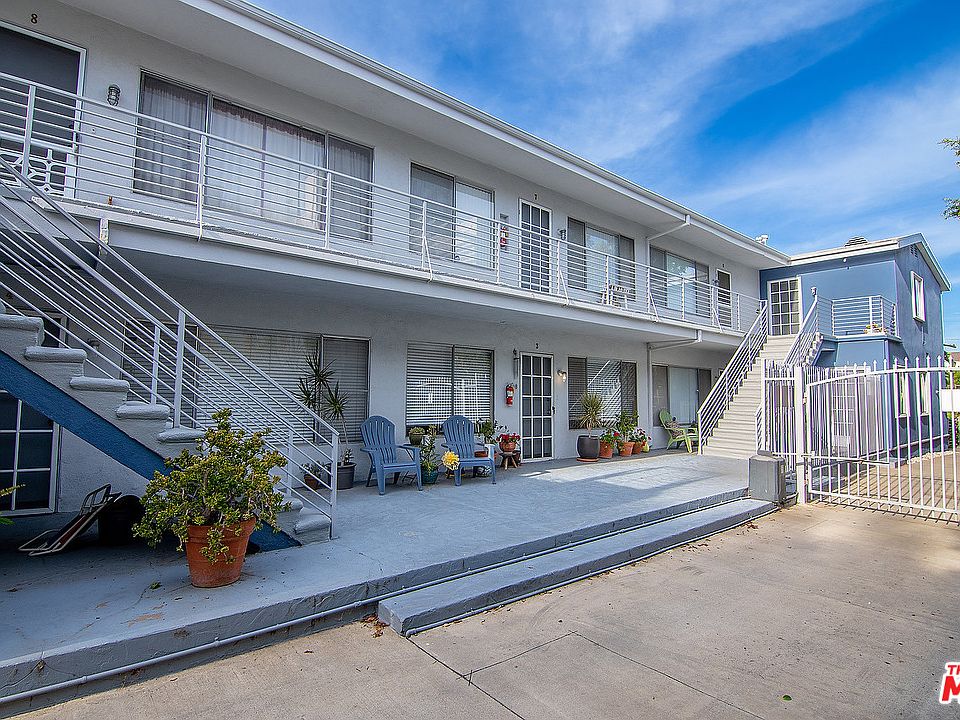 2nd image of 1144 Stanford St #9