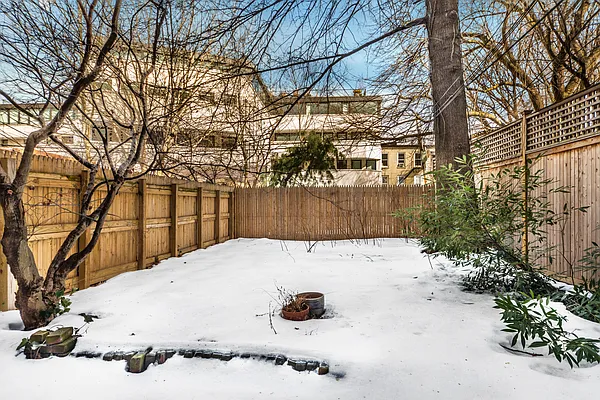 Rented by Compass | media 6