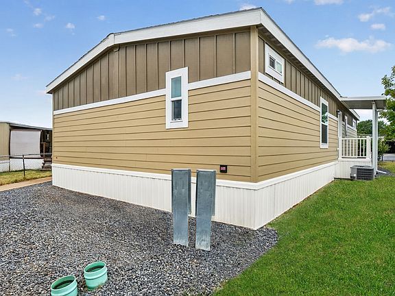 5th image of 1500 N Angel St E #12