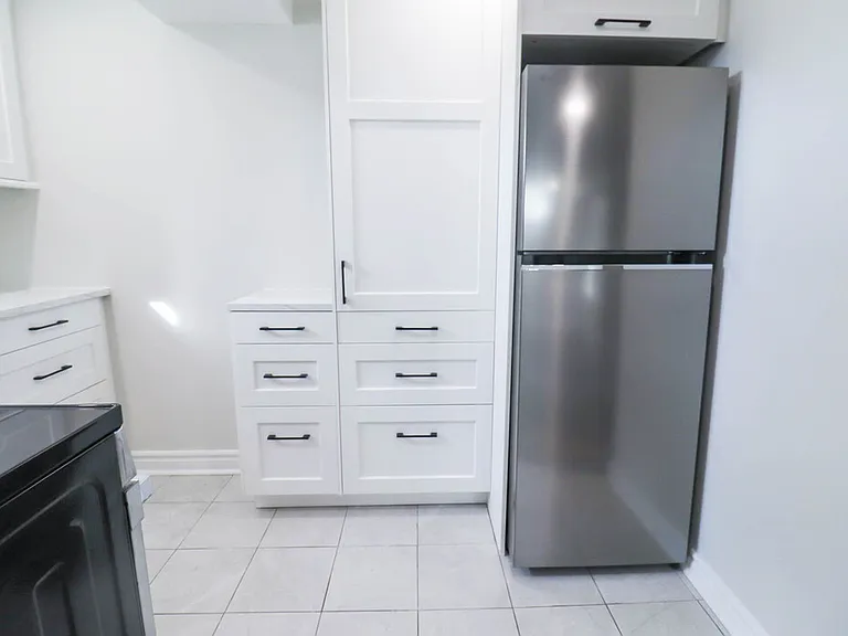 161 Louth St #3 — Photo 8