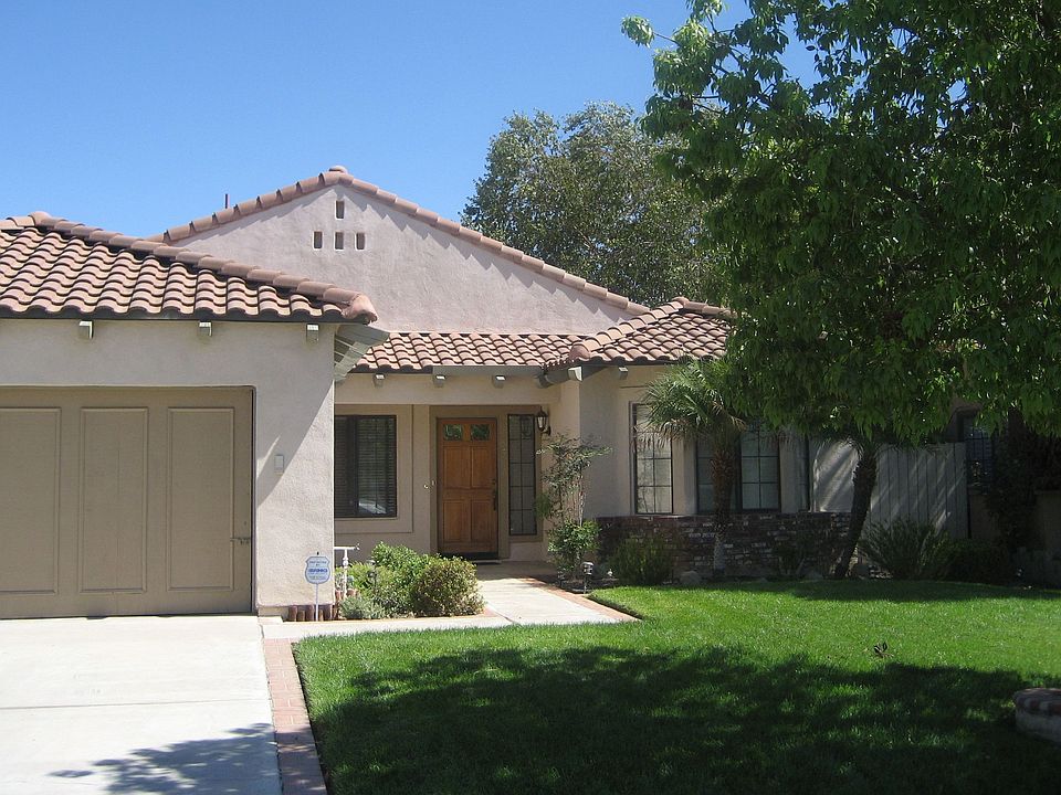1st image of 15576 Granada Dr
