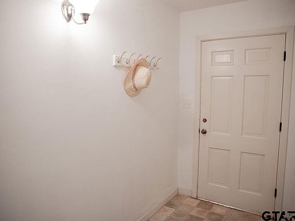4th image of 509 W South St
