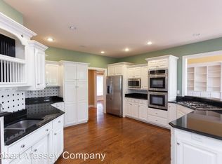 1307 Isleworth Dr, Louisville, KY 40245