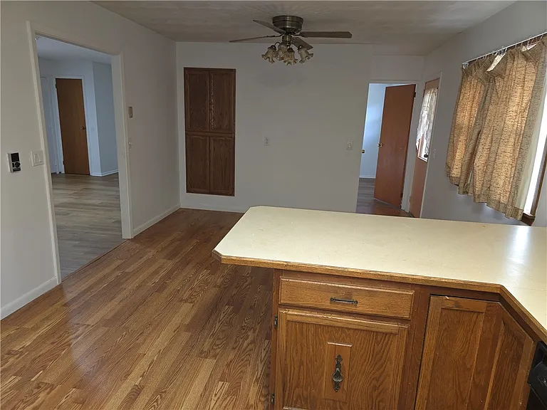 379 Hollybrook Rd — Photo 9