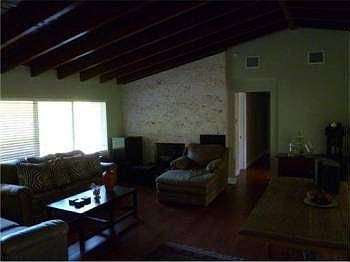 2nd image of 1461 Urbino Ave