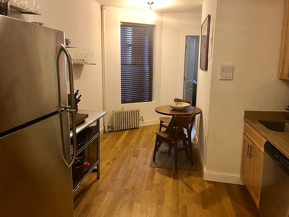 3rd image of 858 10th Ave APT 5N