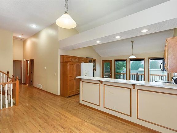 5th image of 5416 Aminda St