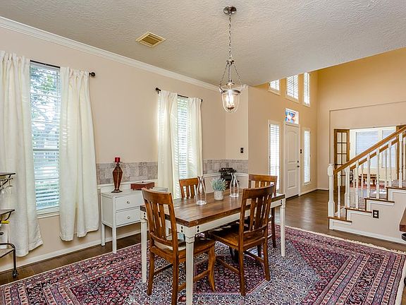5th image of 1810 Cheyenne River Cir