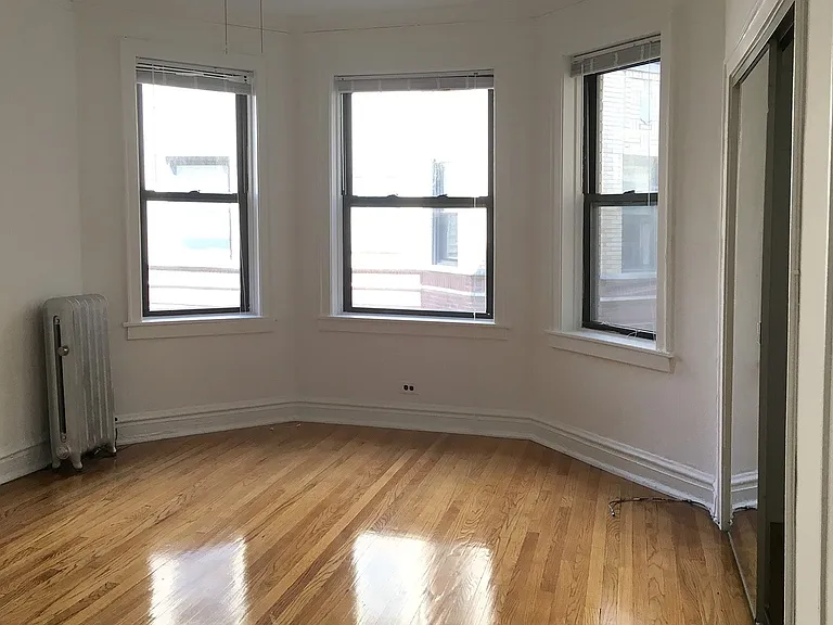 5415 S. Woodlawn Avenue — Photo 61