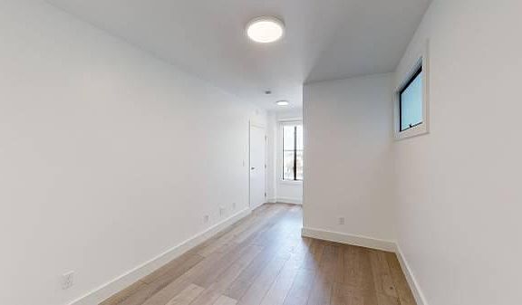 5th image of 472 Filbert St #605