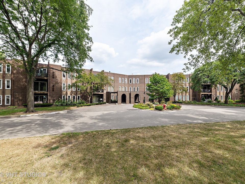 1st image of 1430 Sandstone Dr APT 208