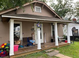 205 10th Ave SW, Hickory, NC 28602