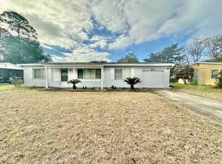 281 S Lorraine Dr, Mary Esther, FL 32569