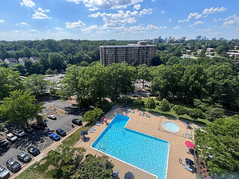 2311 Pimmit Dr #1217 — Photo 8
