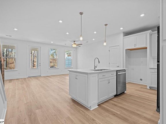 3rd image of 172 Gadwall Way #5