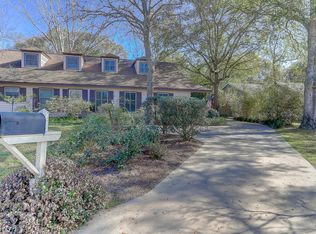 698 Fox Pond Dr, Mount Pleasant, SC 29464