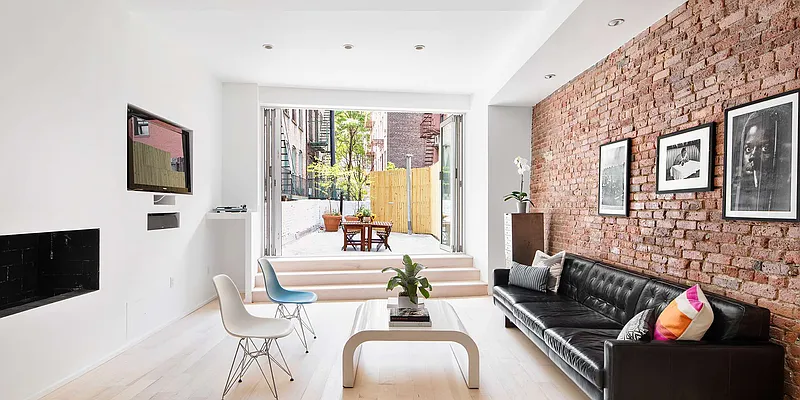 Rented by Compass | media 3