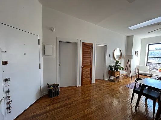 Rented by Ideal Properties Group | media 3