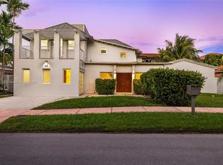 761 Ridgewood Rd, Key Biscayne, FL 33149