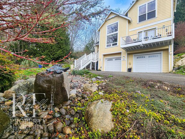 34652 Hood Canal Dr NE