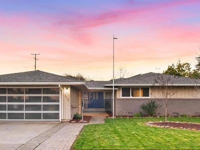 312 D St, Lincoln, CA, 95648