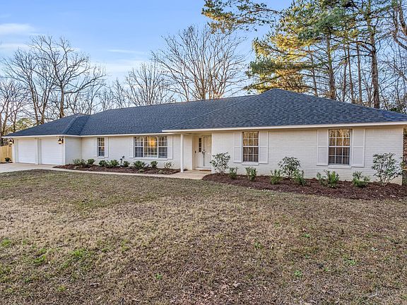 2nd image of 1507 Hickory Ln