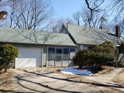 1571 Lincoln Blvd, Bay Shore, NY, 11706