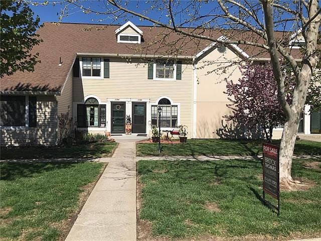 1st image of 1152 Hampton Ln