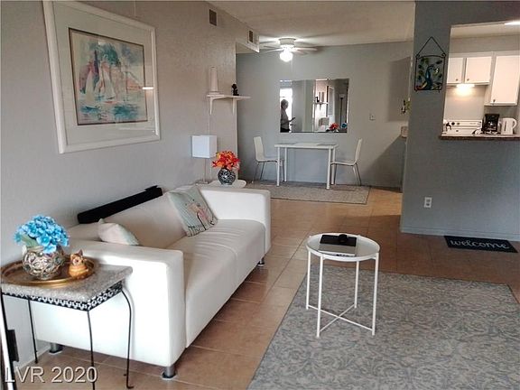 3rd image of 230 Mission Newport Ln APT 205