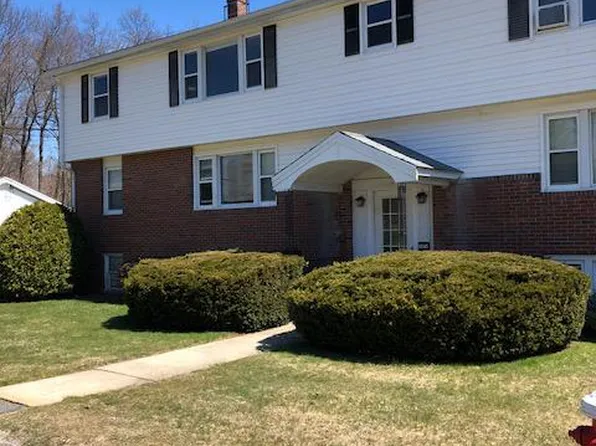 15 Kellett Dr, Milford, MA 01757