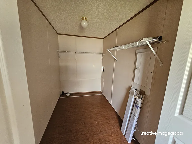 440 Fairgrounds Rd — Photo 5