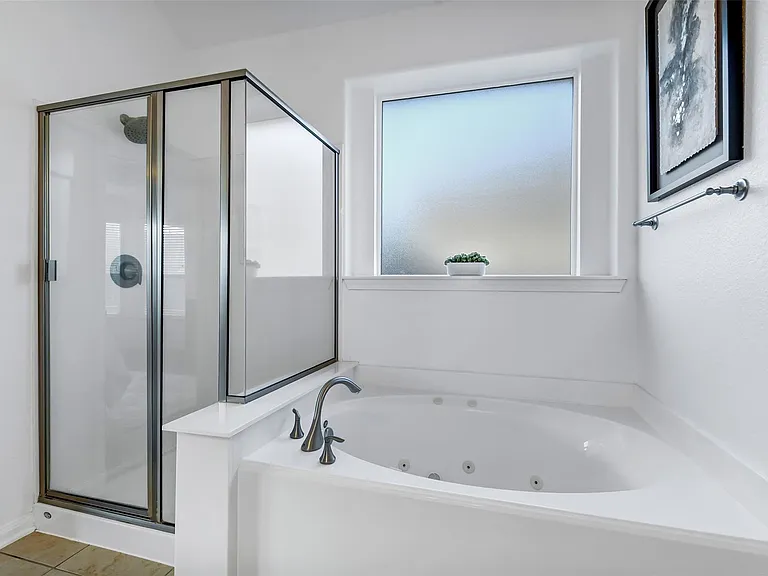 7014 Spruce View Ct — Photo 18