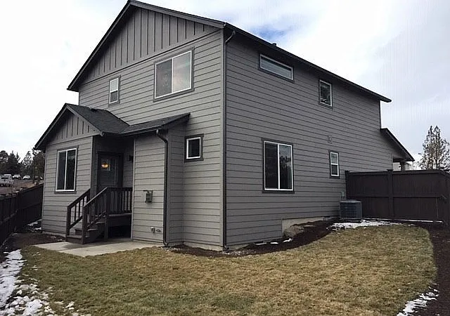 1831 NE Kristi Ct — Photo 19