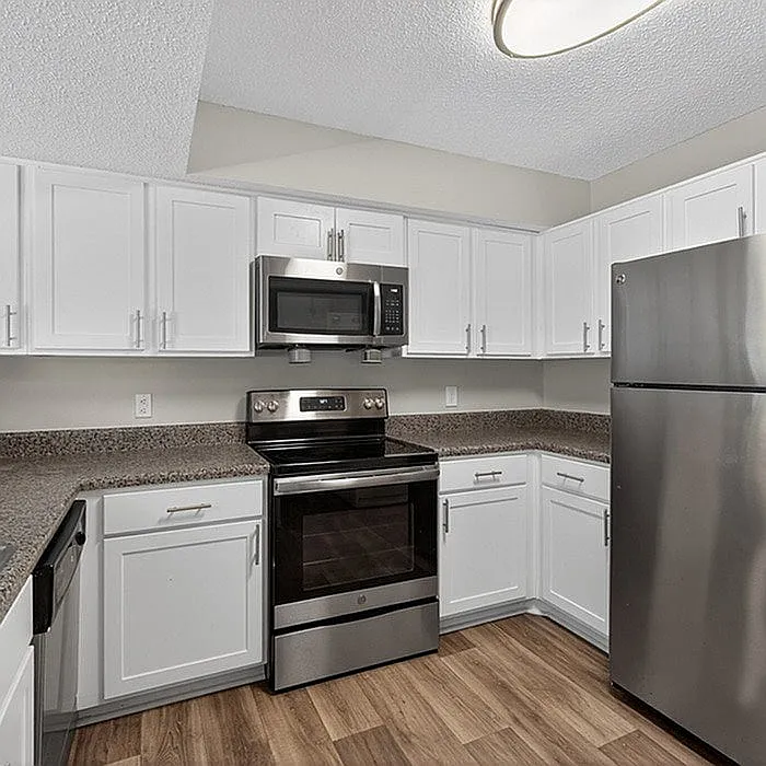 Matthews Place — Photo 3