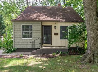 1011 W Windemere Ave, Royal Oak, MI 48073