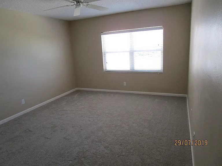 285 107th Ave #606 — Photo 29