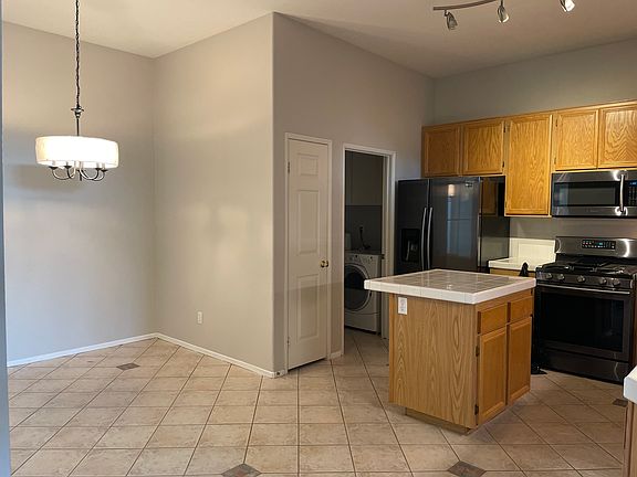 2nd image of 39618 Saba Ct