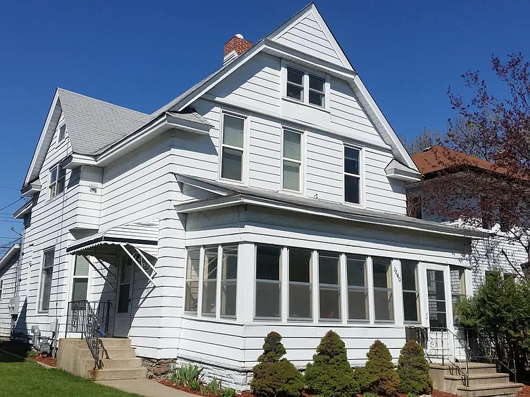 First floor - entry on side