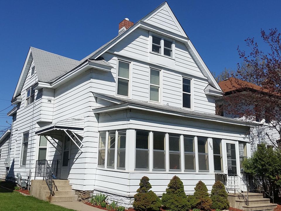 First floor - entry on side