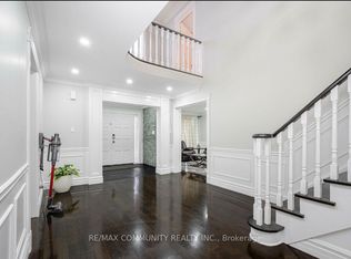 96 Zinnia Pl, Vaughan, ON L4L 6G7
